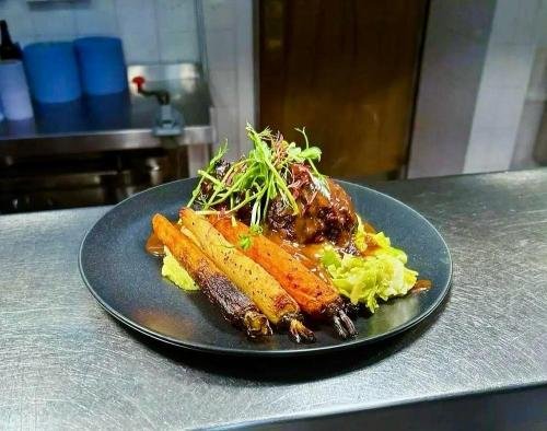 braised-beef-cheeks-with